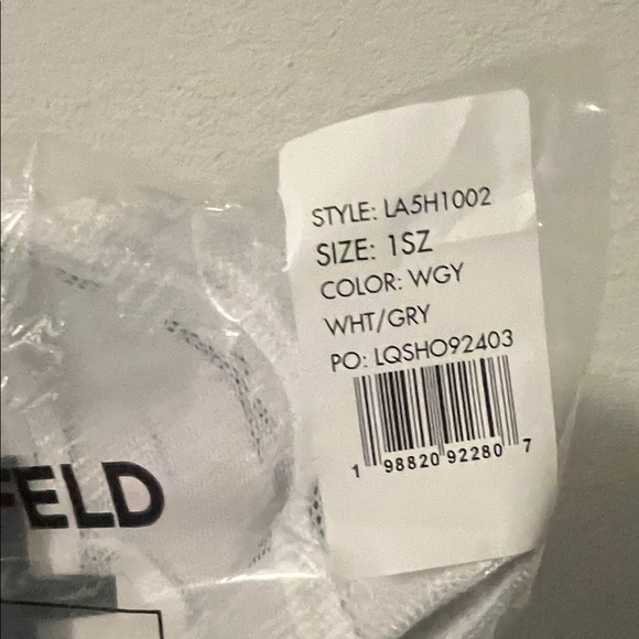 NWT unisex Karl Lagerfeld Logo Embroidered
Trucker Hat - Picture 16 of 16